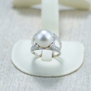 South Sea Pearl Diamond Ring